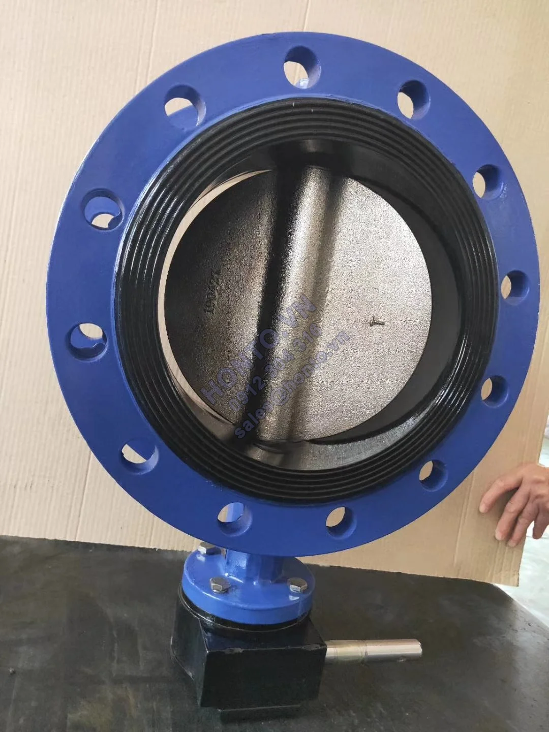 butterfly-valve-manufacturers-1080x1440_0