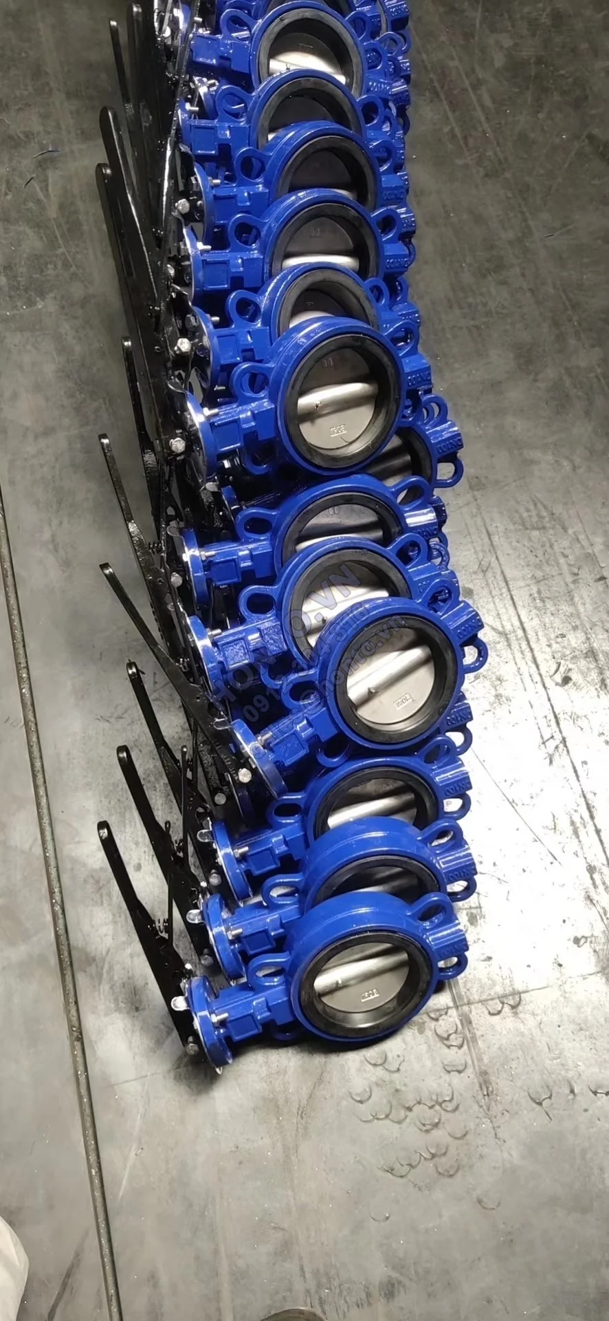 butterfly-valve-vs-gate-valve-886x1920_0