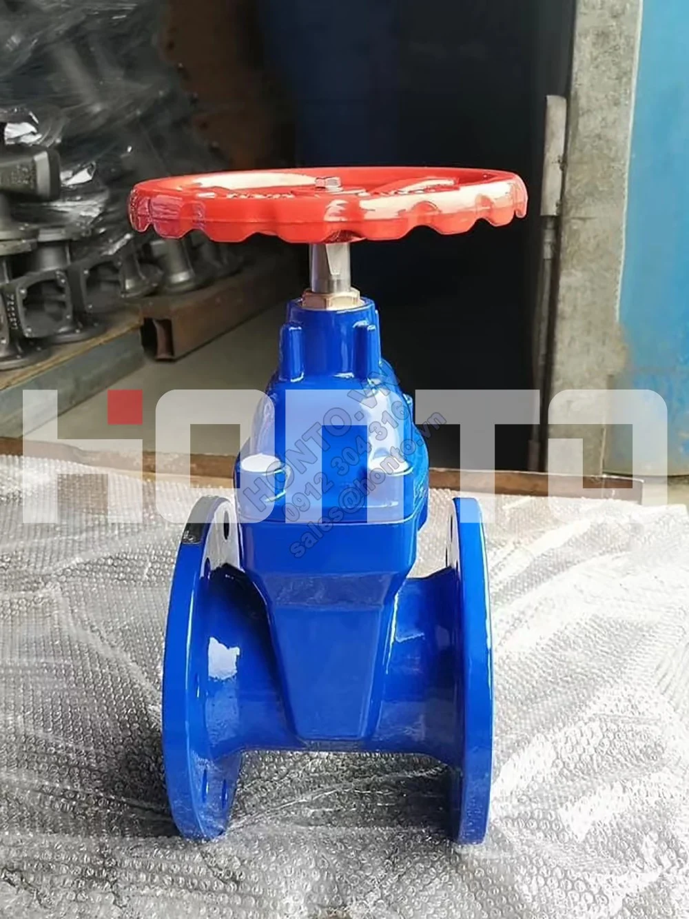 gate-valve-vs-globe-valve-1000x1333_0