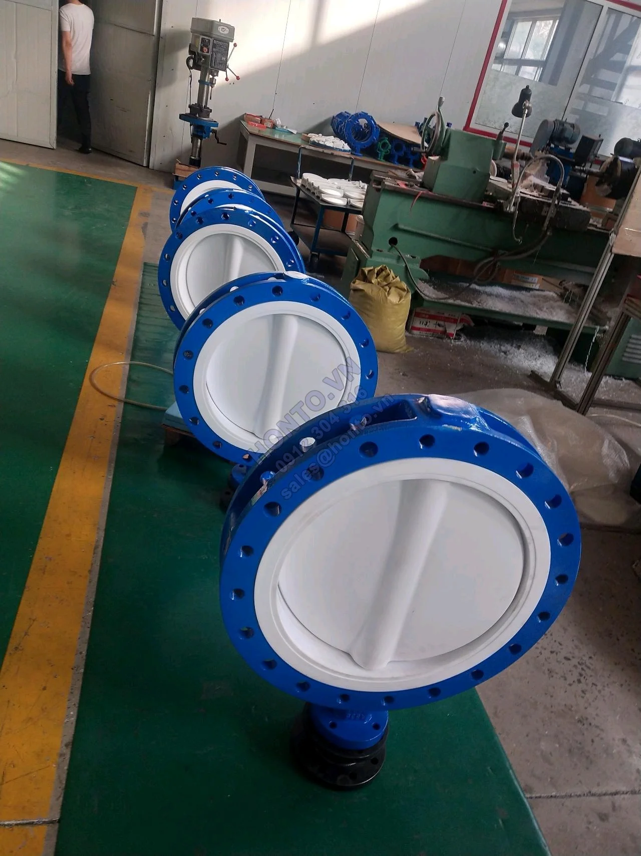 butterfly-valve-in-exhaust-1280x1707_0