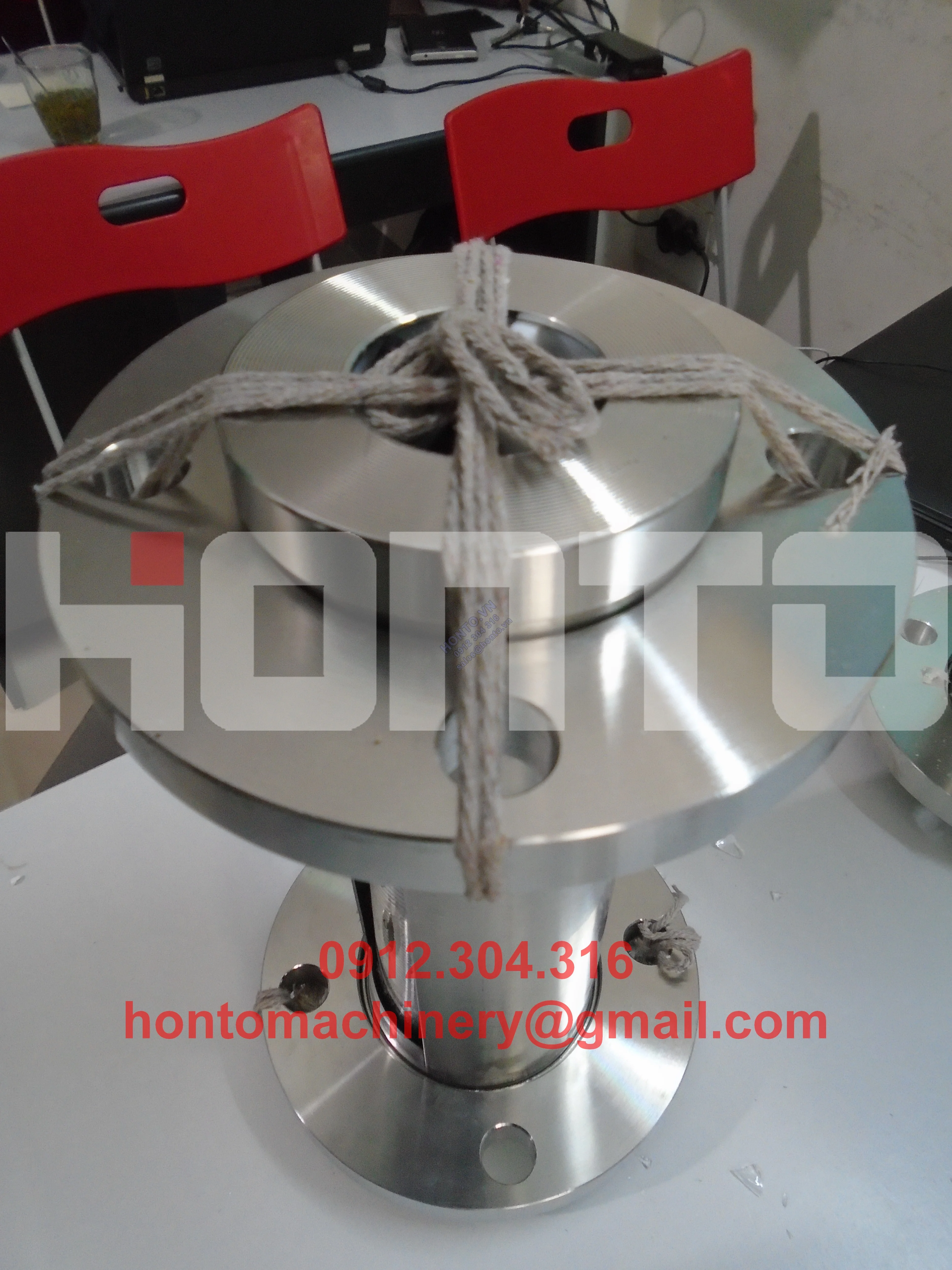 Luu-luong-ke-inox-304-0-10m3h-nuoc-duong-60Bx-HONTO-3864x5152_0