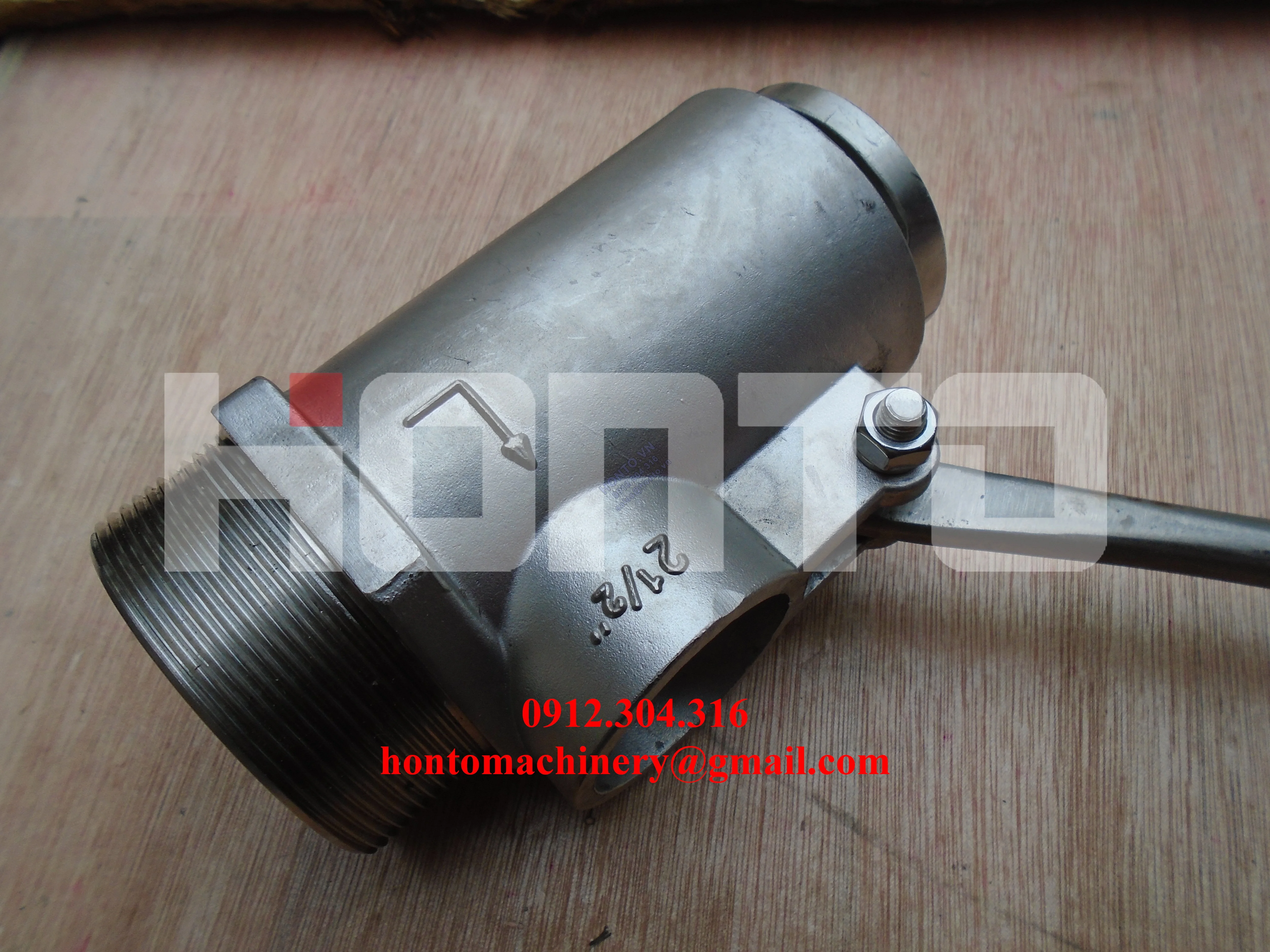 Van-phao-noi-ren-inox-304-DN65-VNC-5152x3864_0