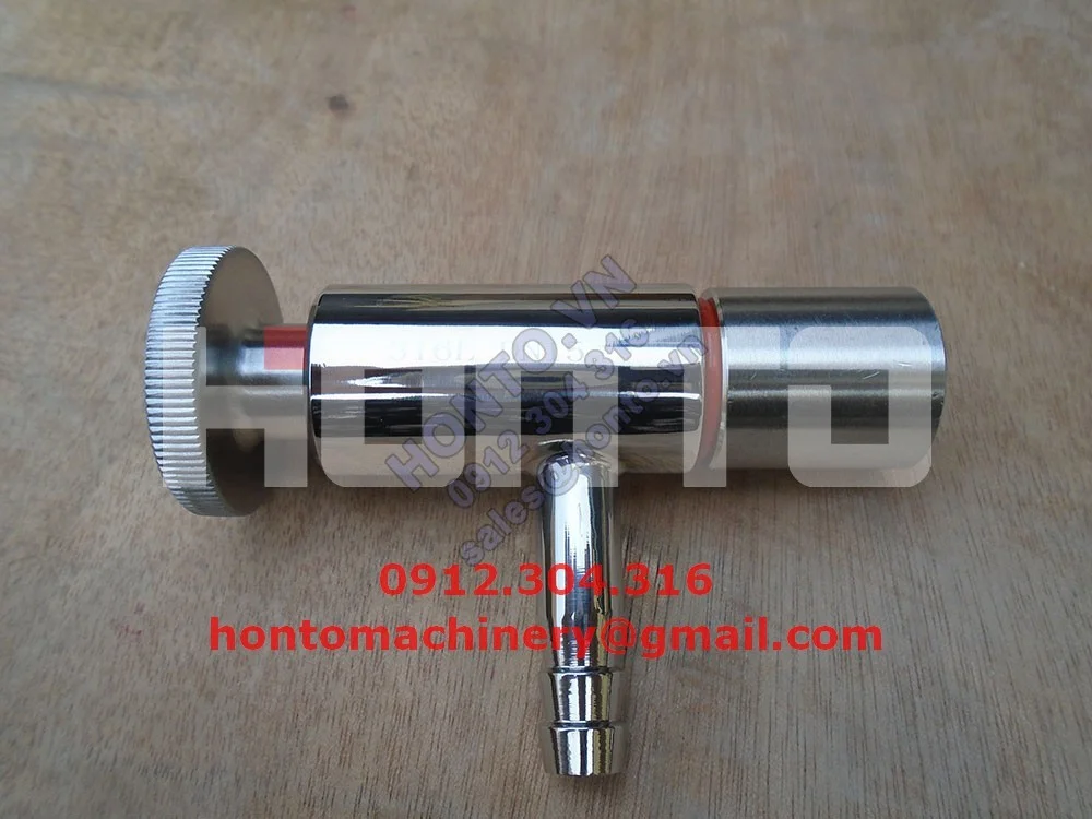 Van-lay-mau-noi-REN-inox-vi-sinh-cho-nganh-bia-ruou-nuoc-giai-khat-DN15-SS316L-HONTO-1000x750_0