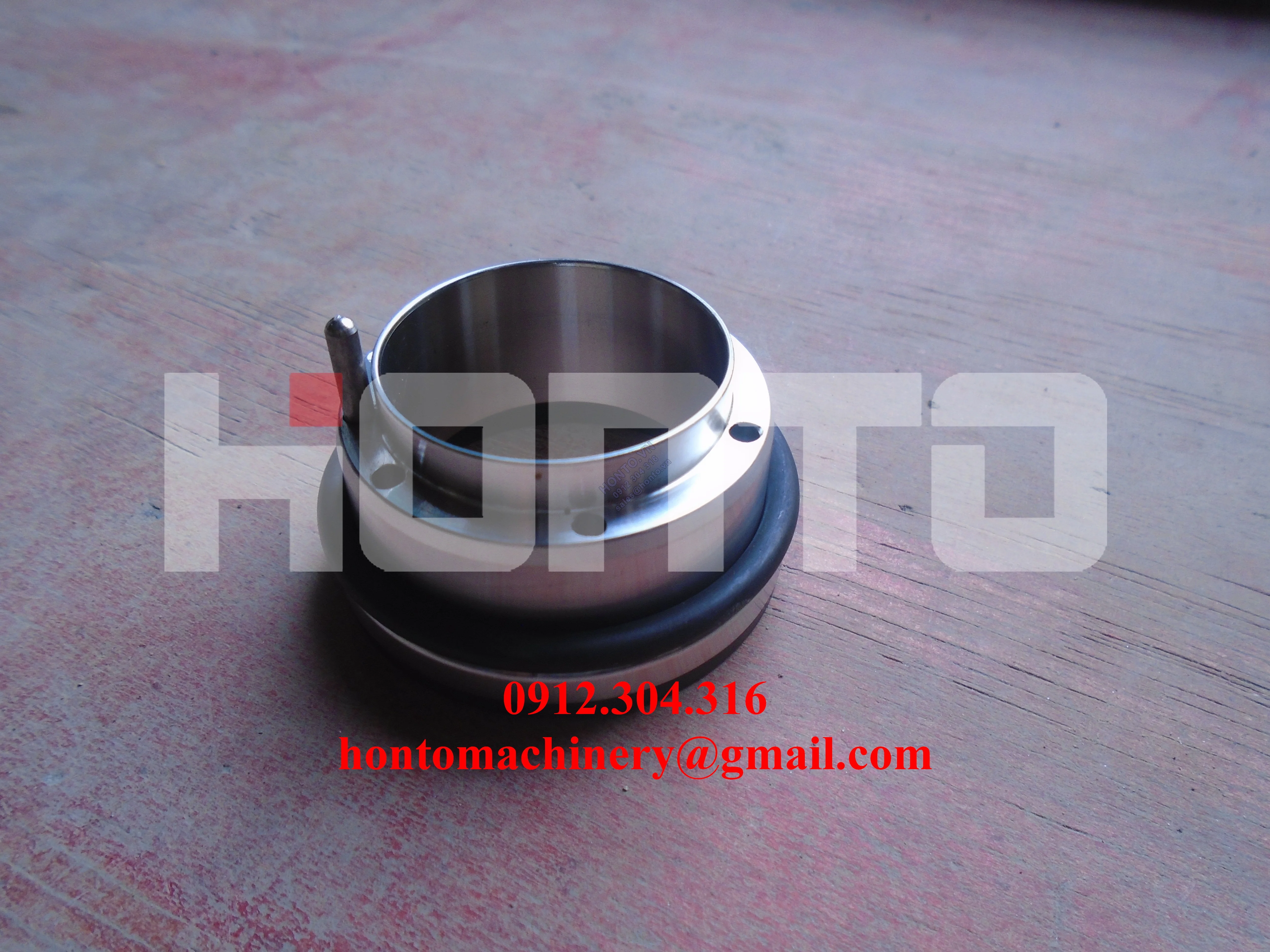 Phot-bom-ly-tam-316L-HTC-15-24-Flow-tonh-15-Distance-24-Electric-power-3-ABB-motor-Entrance-50-5-HONTO-5152x3864_0