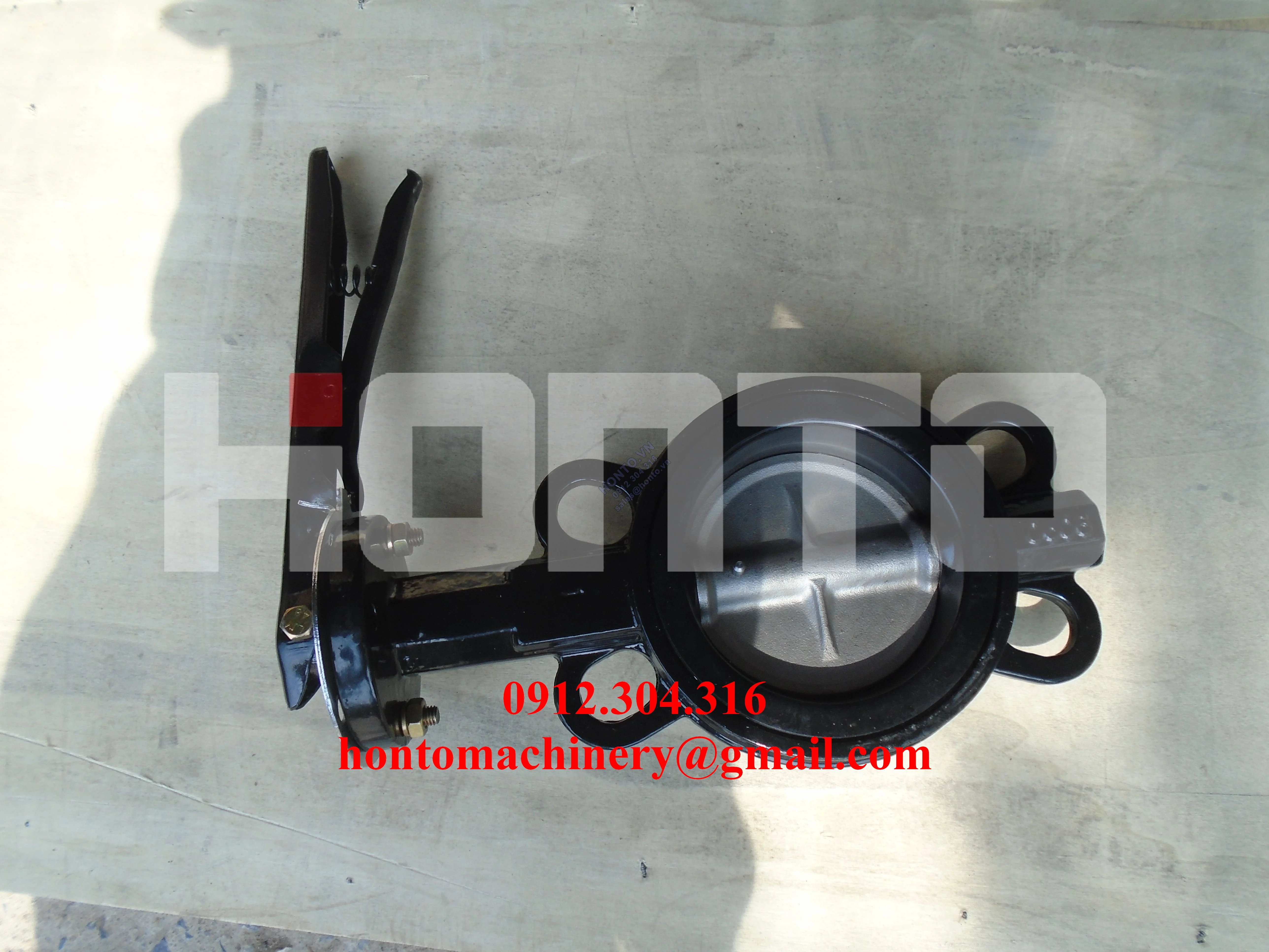 Van-buom-than-gang-canh-inox-304-JIS-10K-EPDM-HONTO-5152x3864_0