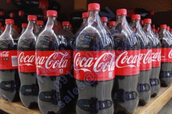 Coca Cola sa thải 1.200 nhân viên vì ế ẩm