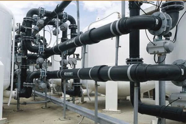 Giảm áp cho ống thoát nước nhà cao tầng