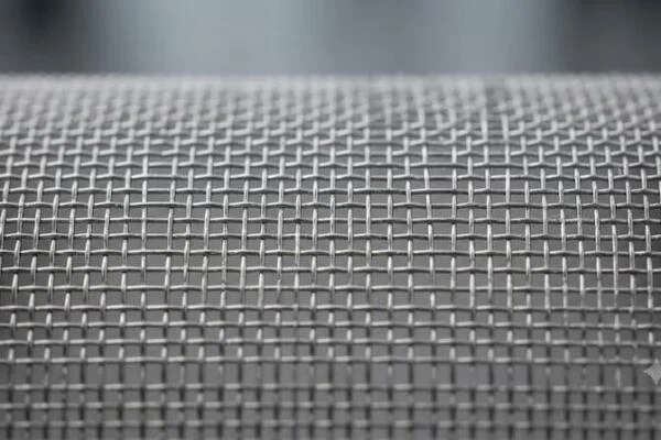 Lưới lọc inox mịn là gì?