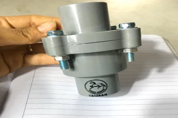 Chõ nổi cho giếng khoan