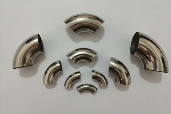 Cút góc inox