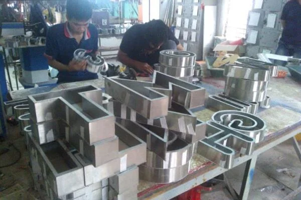 Gia Công Inox 304 Tại Hà Nội