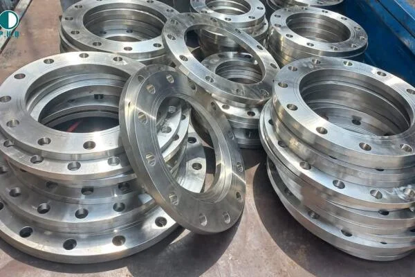 Mặt bích PN16 là gì?