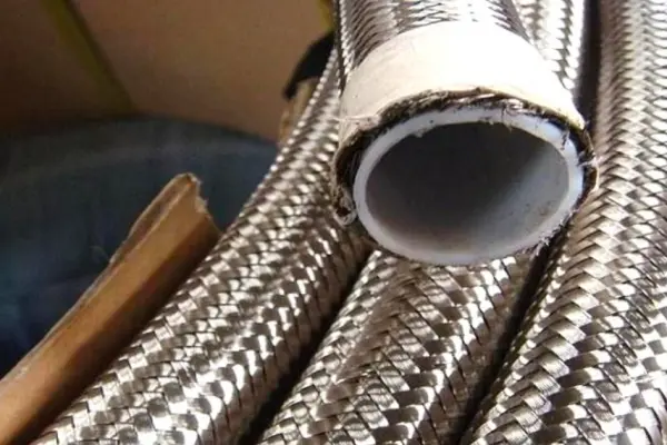 Ống teflon bọc inox