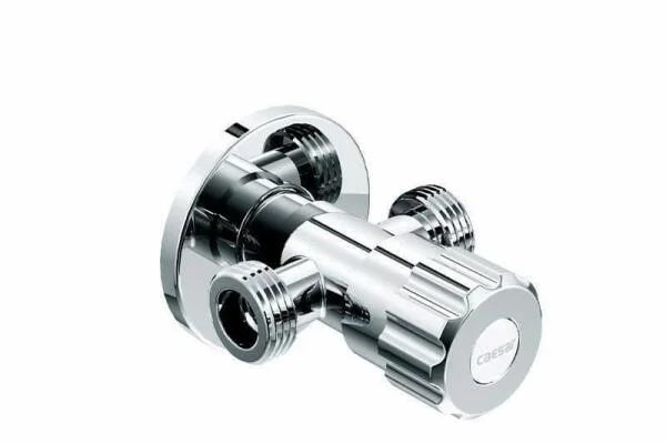 T Chia Nước Có Khóa