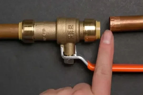 Threaded ball valve installation