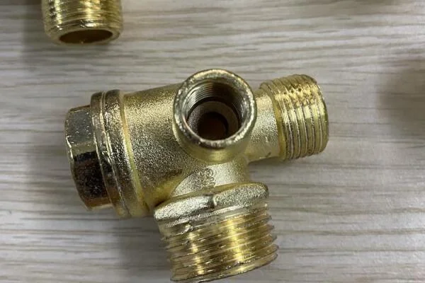 Van 1 chiều máy nén khí