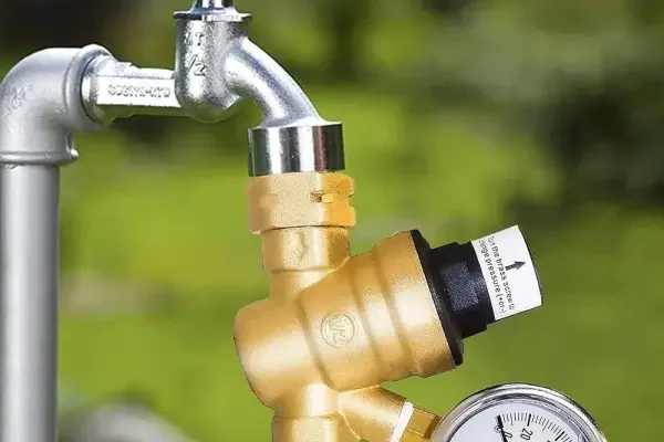 Van điều áp nước phi 27