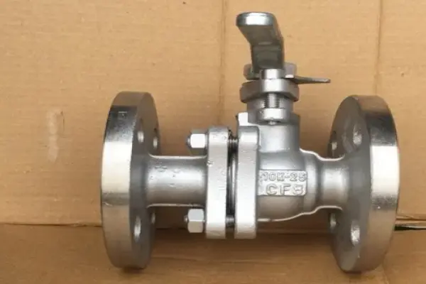 Van mặt bích D200